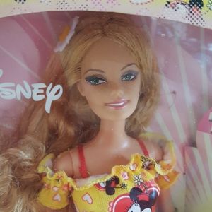Minnie Mouse Barbie NIB